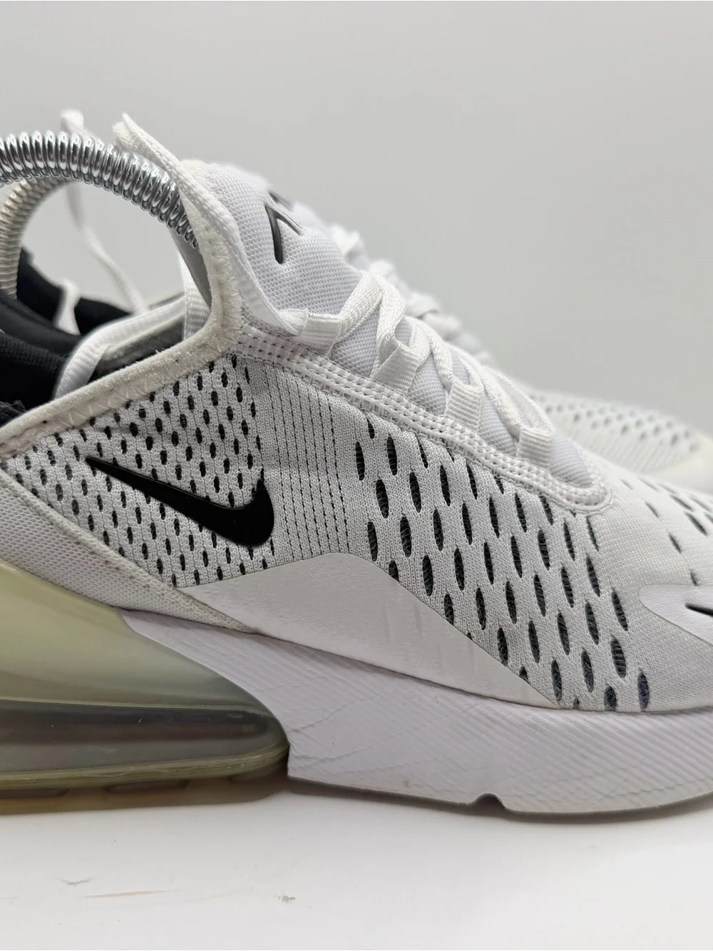 Nike White & Black Air Max 270 Sneakers with Yellowed Heel